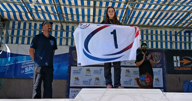 Podium FJ15